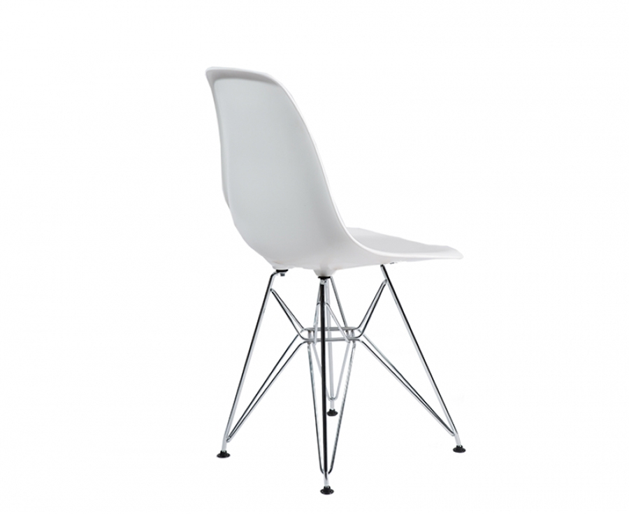 Eames Plastic Side Chair DSR