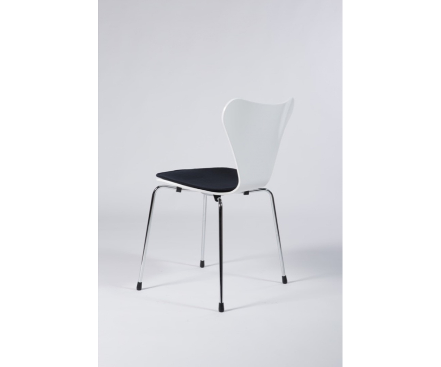 Stuhl 3107 Serie 7