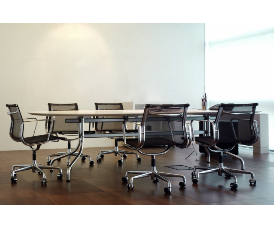 EA 208 Soft Pad Chair