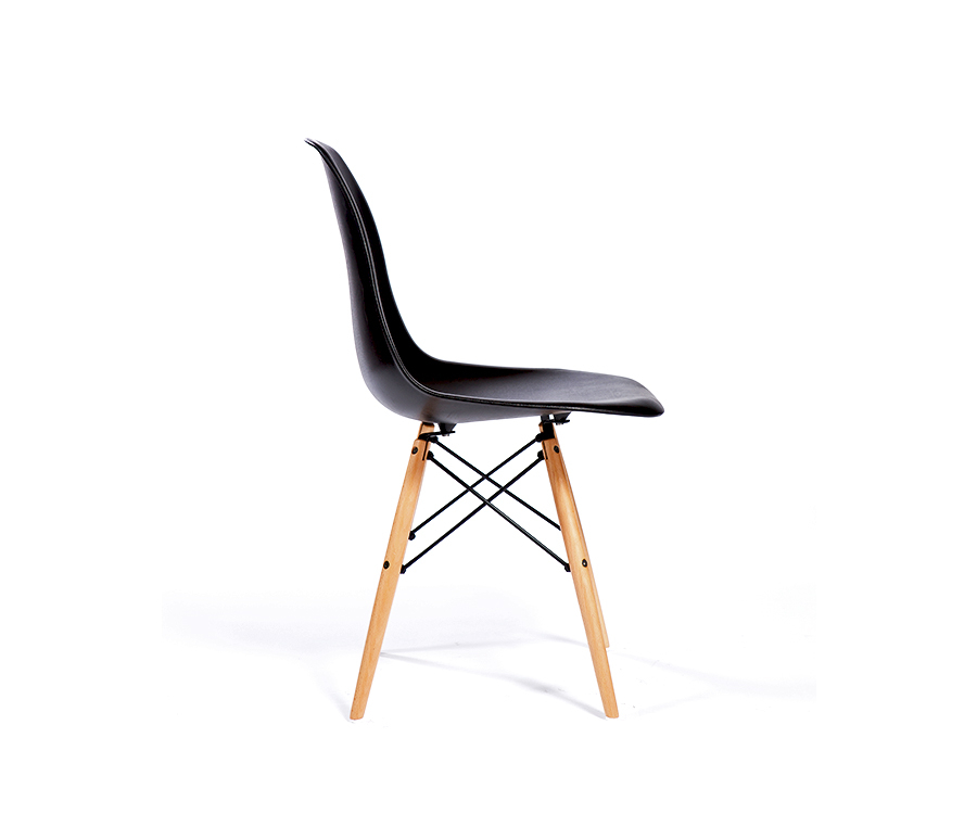 Eames Plastic Side Chair DSW